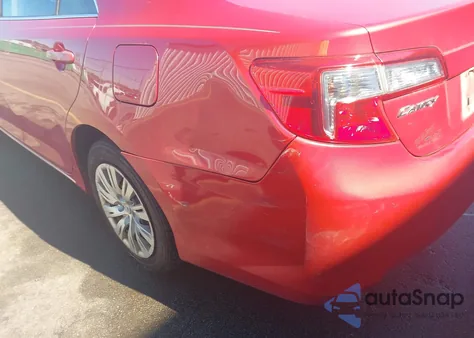 2012 Toyota Camry Le z USA, uszkodzony, nr VIN 4T4BF1FK1CR180058